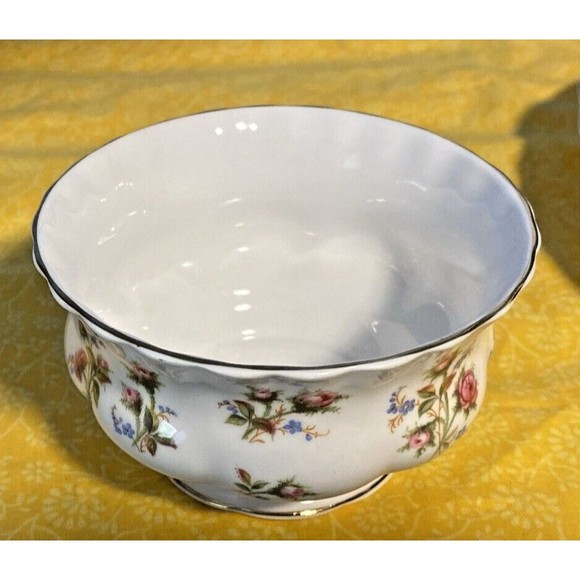 Vintage Royal Albert Winsome Large Open Sugar Bowl/Tray Rose Buds Pink Red 1966 - Picture 3 of 7